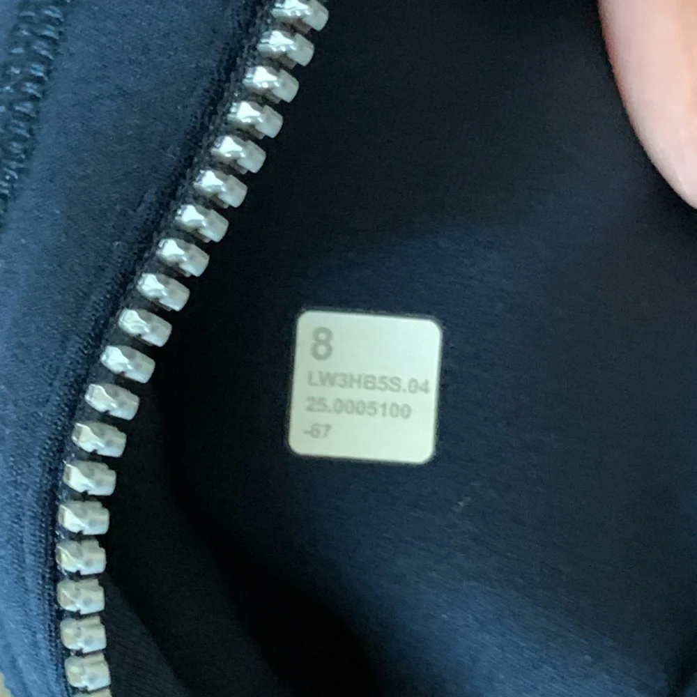 Lululemon Athletica Define Cropped Nulu Jacket size 8 NWOT - Picture 8 of 14